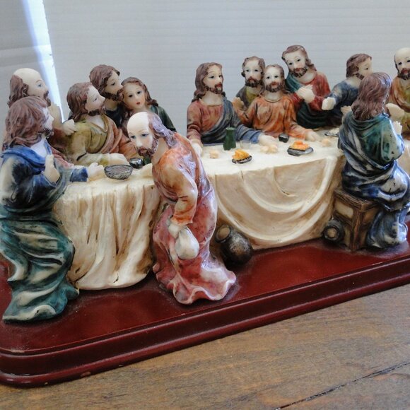 The Last Supper Detailed Hand Painted Resin - Picture 2 of 8